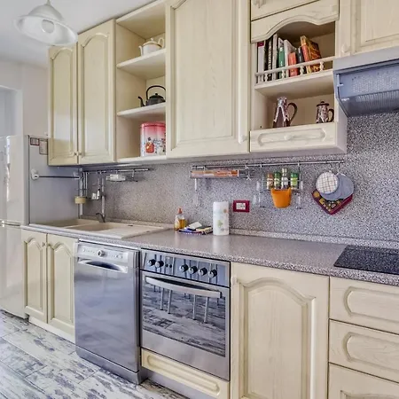 Greeter-appartement Lumineux Avec Vue Sur La Apartament