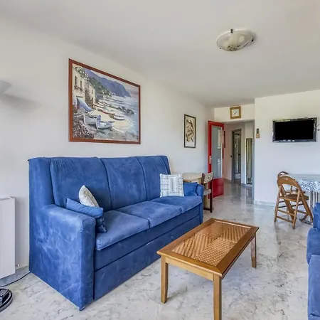 Greeter-appartement Lumineux Avec Vue Sur La Apartament